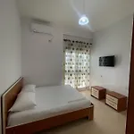 John's Tatil Evi