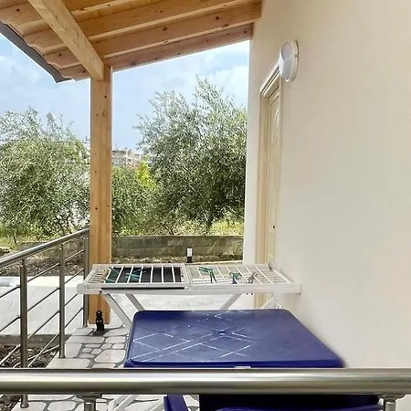 John's Semesterbostad Vlorë